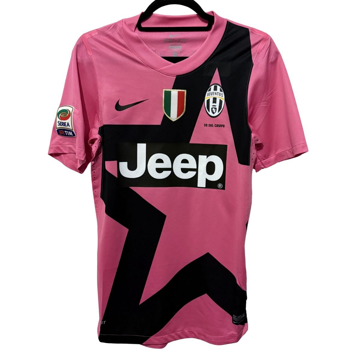 juventus pink and black jersey