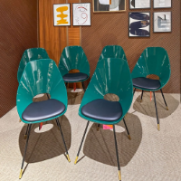 cover image of the auction item