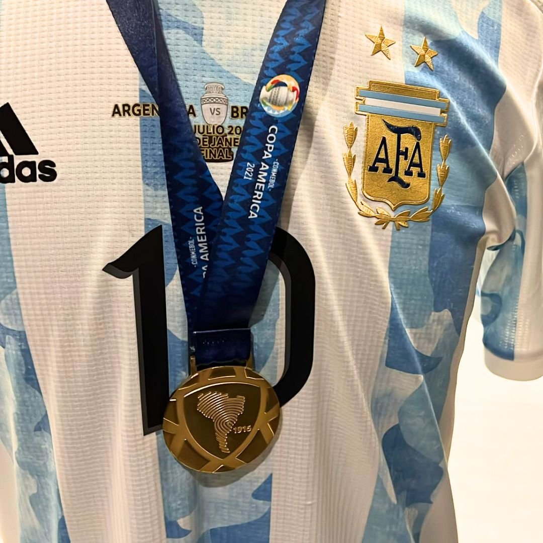 Messi Argentina match shirt - Copa America 2021 Final + Messi Argentina match shirt - Copa America 2021 Final +