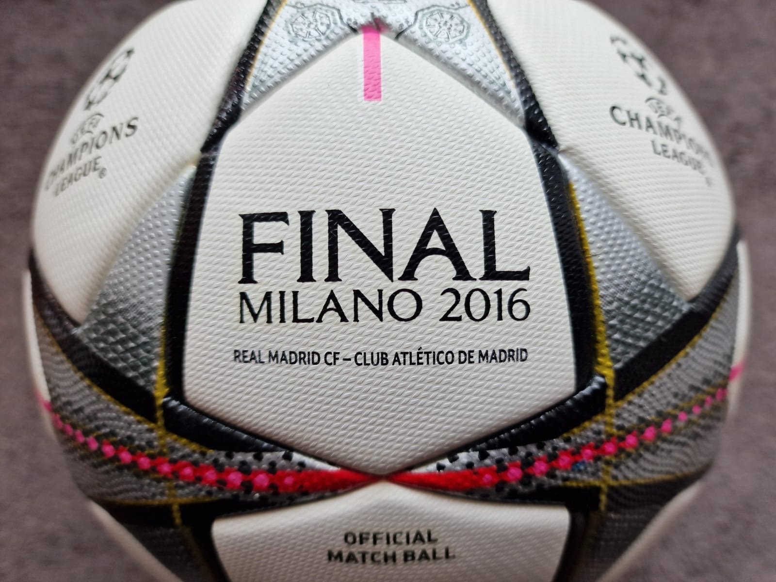 final milano 2016 ball