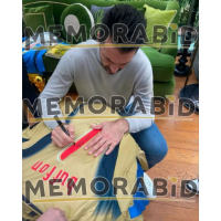 cover image of the auction item