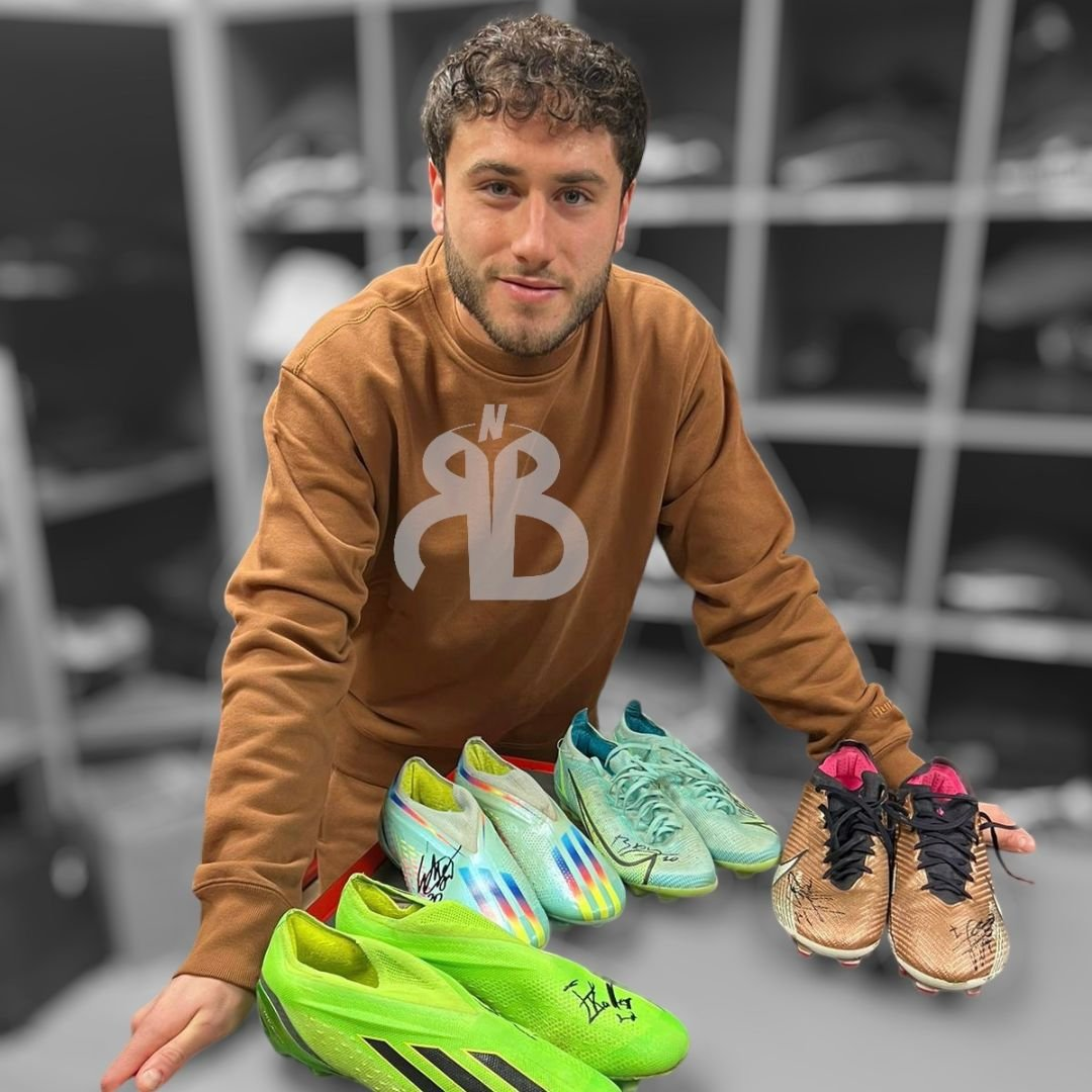 Le scarpe di higuain hotsell