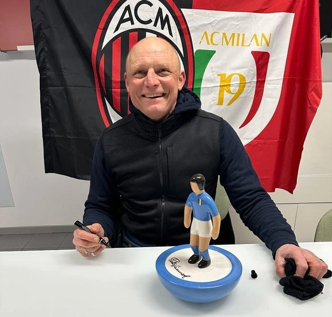 cover image of the auction item