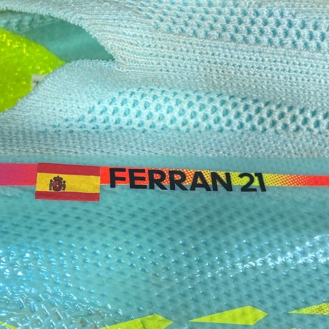 cover image of the auction item