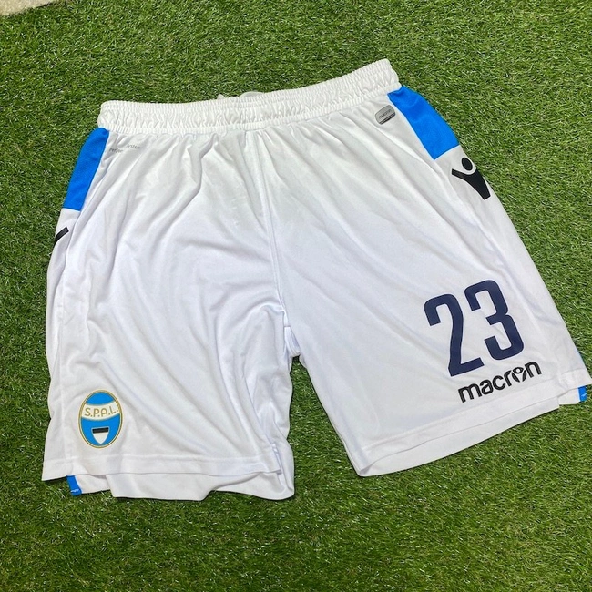 cover image of the auction item