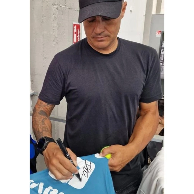 cover image of the auction item