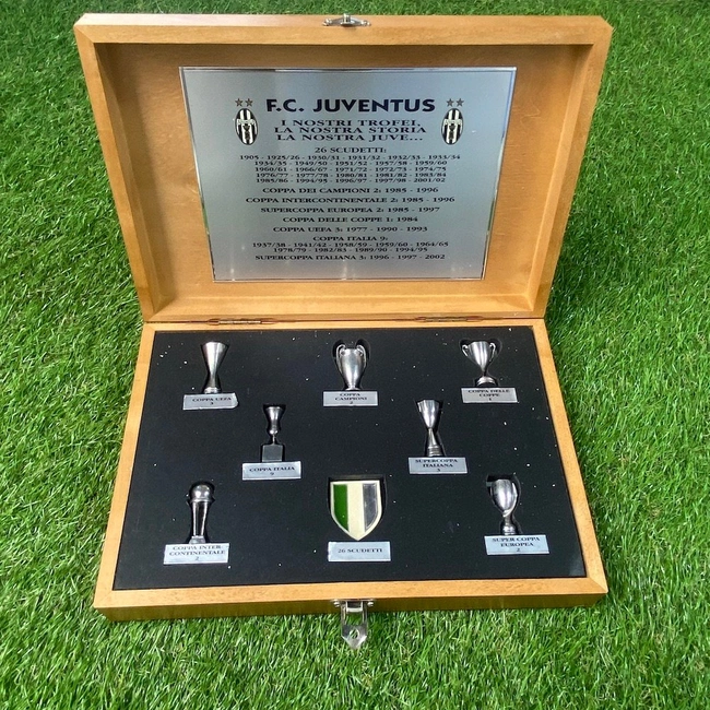 cover image of the auction item