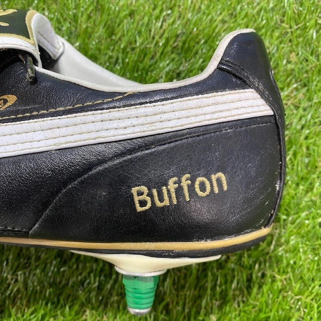 cover image of the auction item