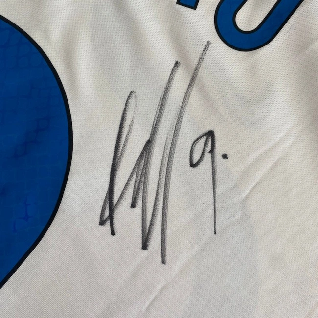 cover image of the auction item