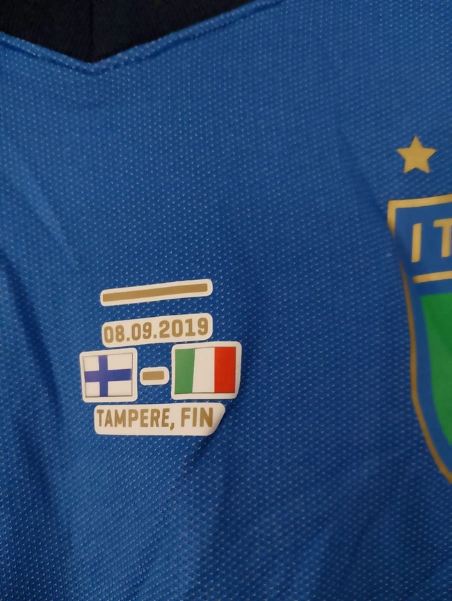 cover image of the auction item