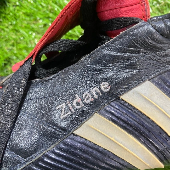 cover image of the auction item