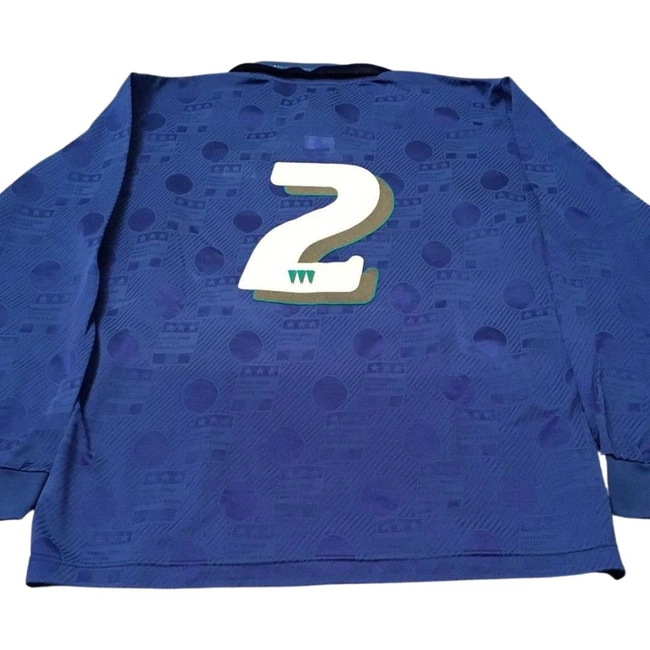 cover image of the auction item