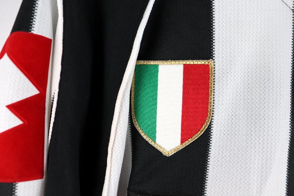 Zambrotta Juventus match shirt - Signed