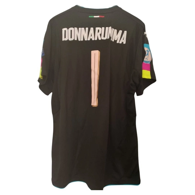 cover image of the auction item