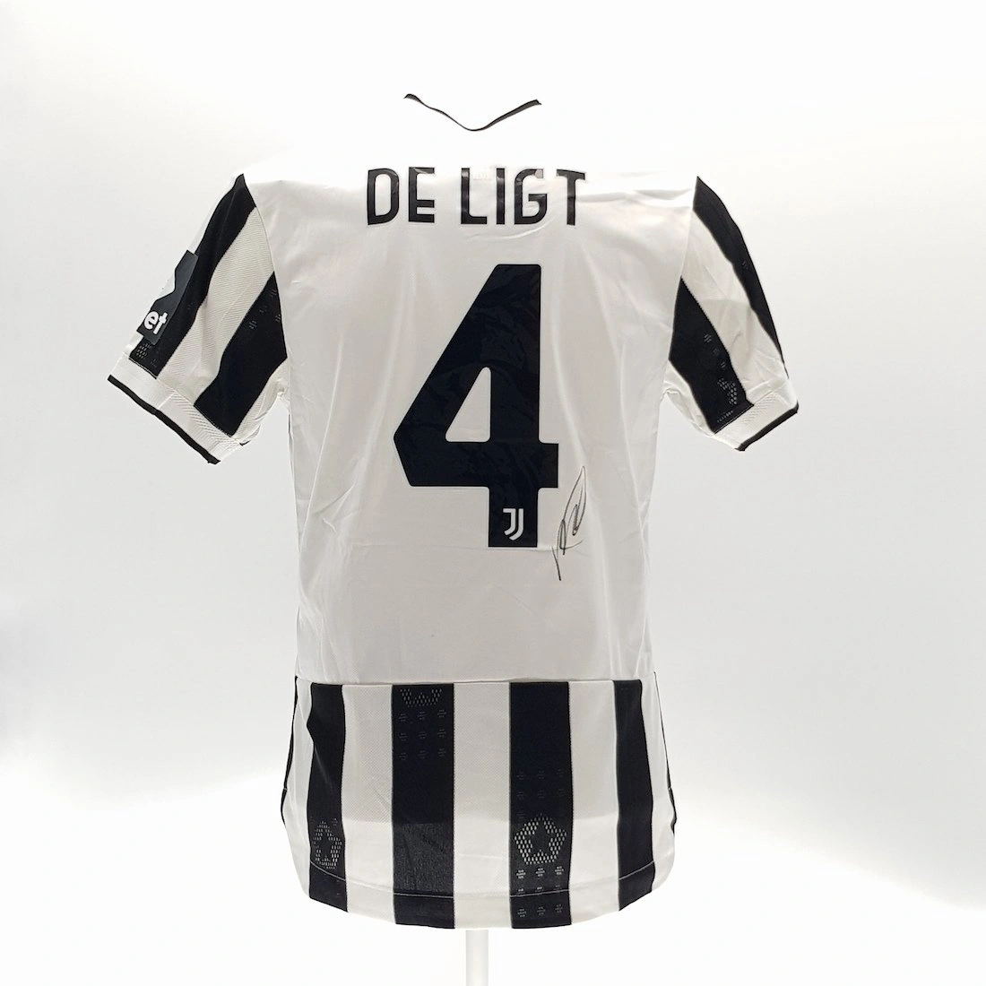 Juventus DE LIGT 4番 2019-20 Juventus Player Issue Domestic Home Shirt De Ligt #4