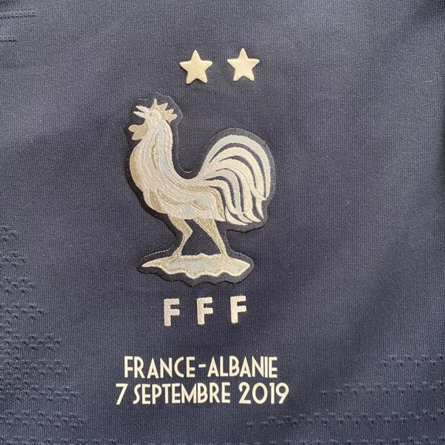 cover image of the auction item