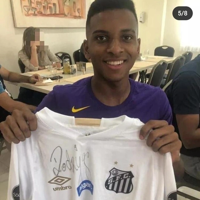 cover image of the auction item