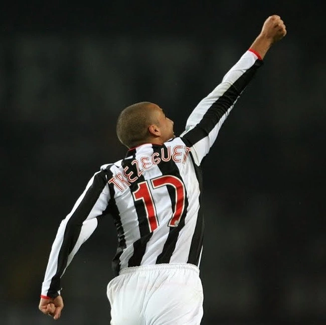 cover image of the auction item