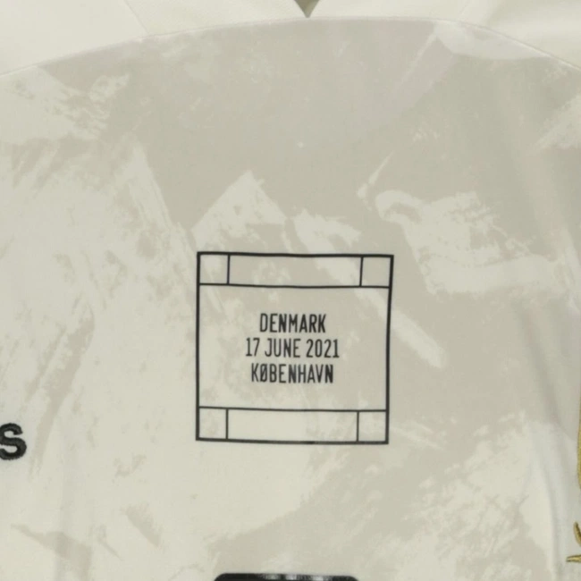 cover image of the auction item