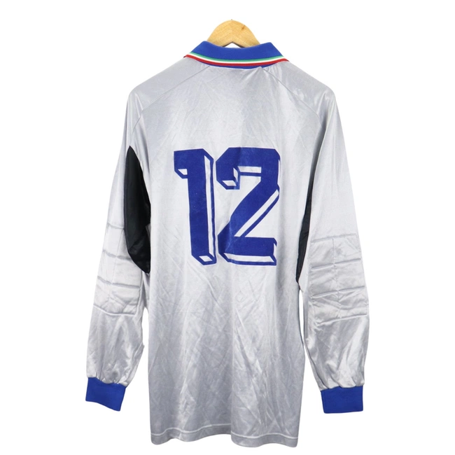 cover image of the auction item