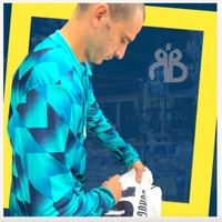 cover image of the auction item