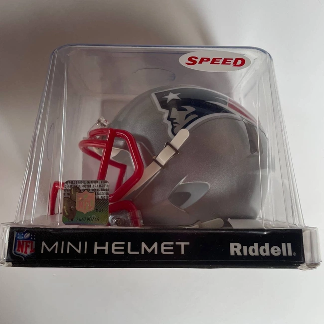 cover image of the auction item