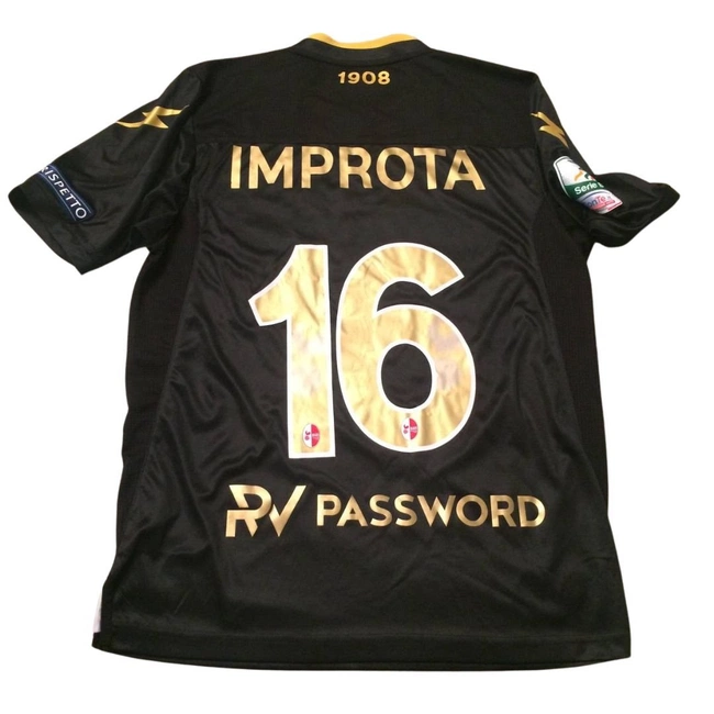 cover image of the auction item