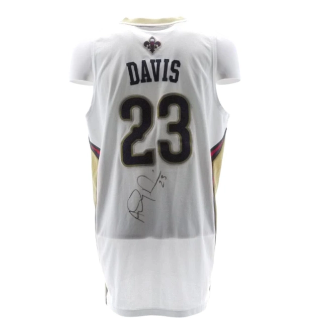 cover image of the auction item