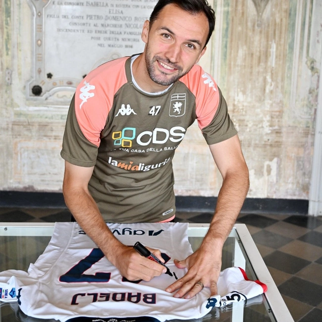 cover image of the auction item