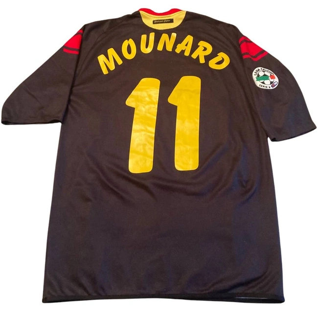 cover image of the auction item