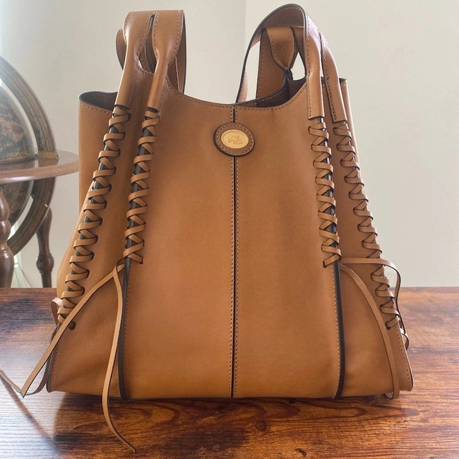 cover image of the auction item