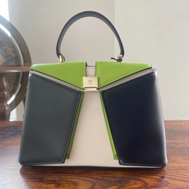 cover image of the auction item