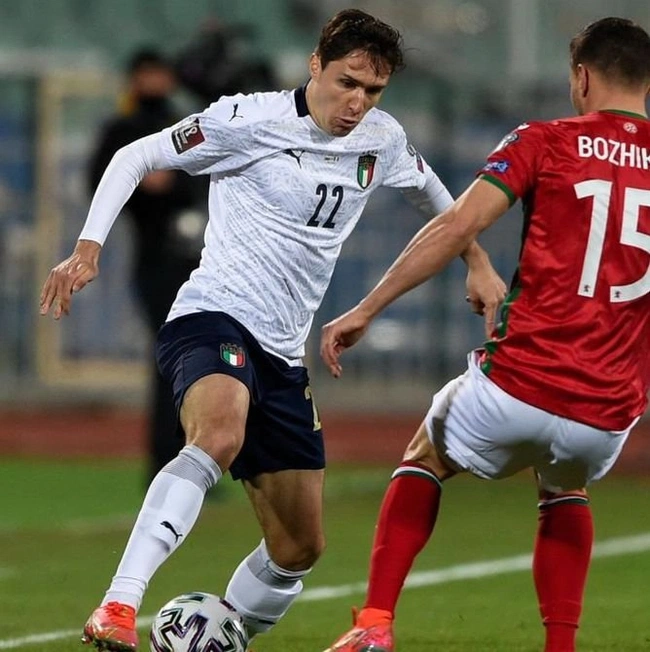 cover image of the auction item