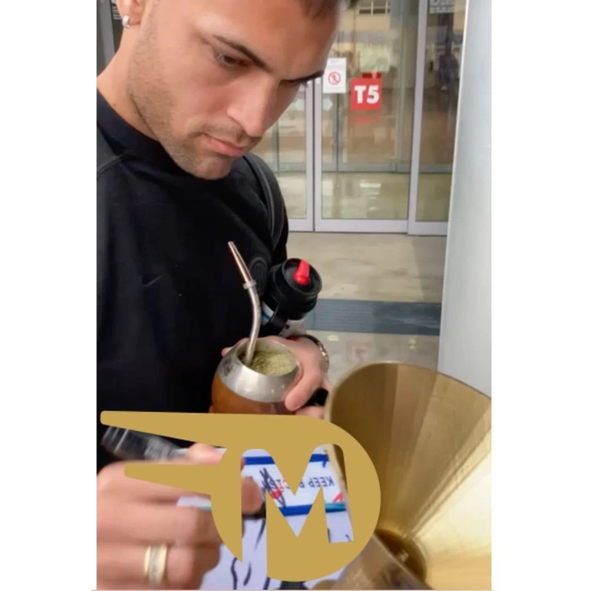 cover image of the auction item