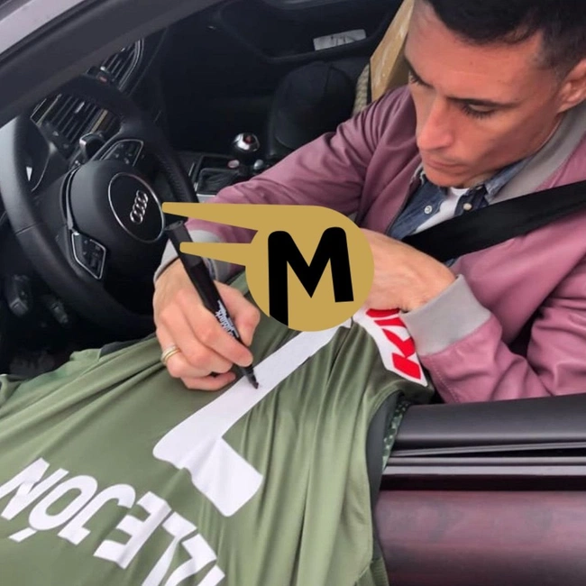 cover image of the auction item