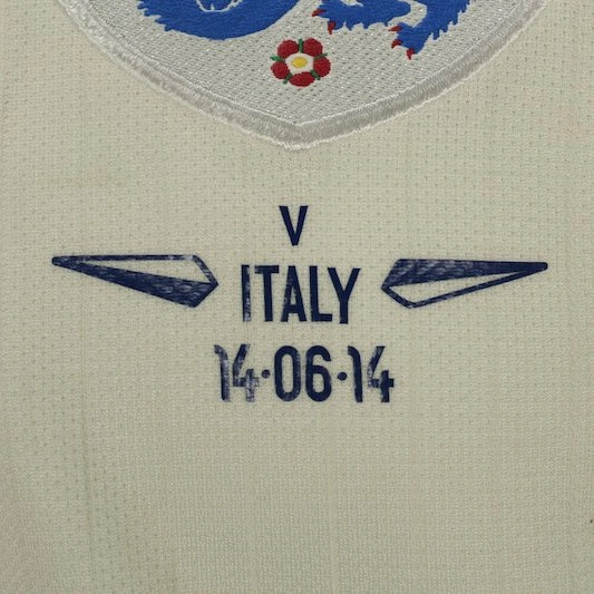 cover image of the auction item