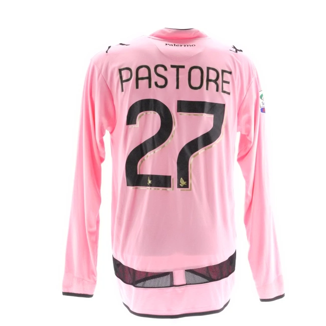 cover image of the auction item