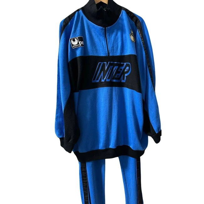 cover image of the auction item