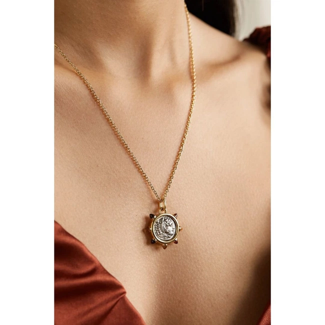 cover image of the auction item