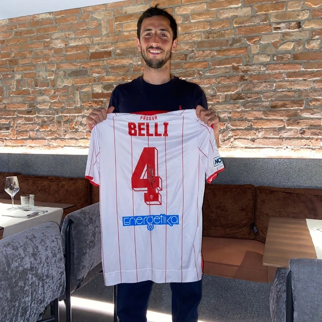 cover image of the auction item