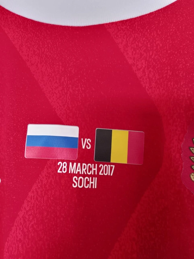 cover image of the auction item