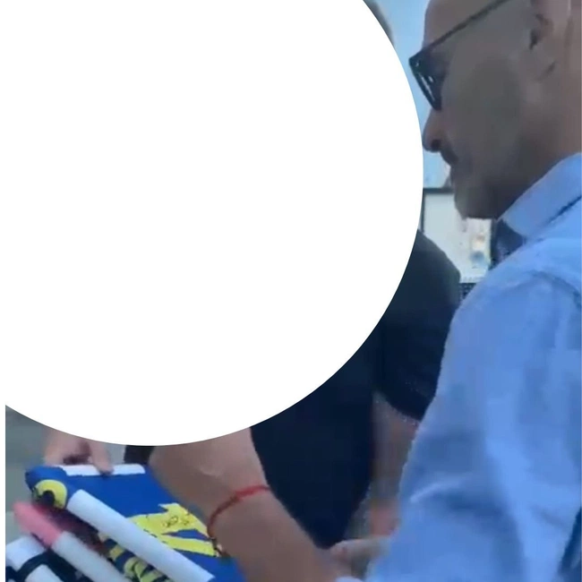 cover image of the auction item