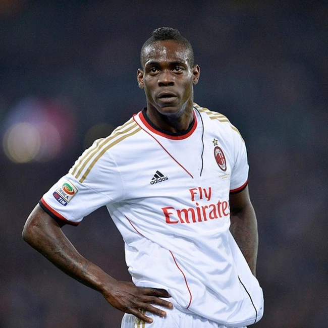 cover image of the auction item