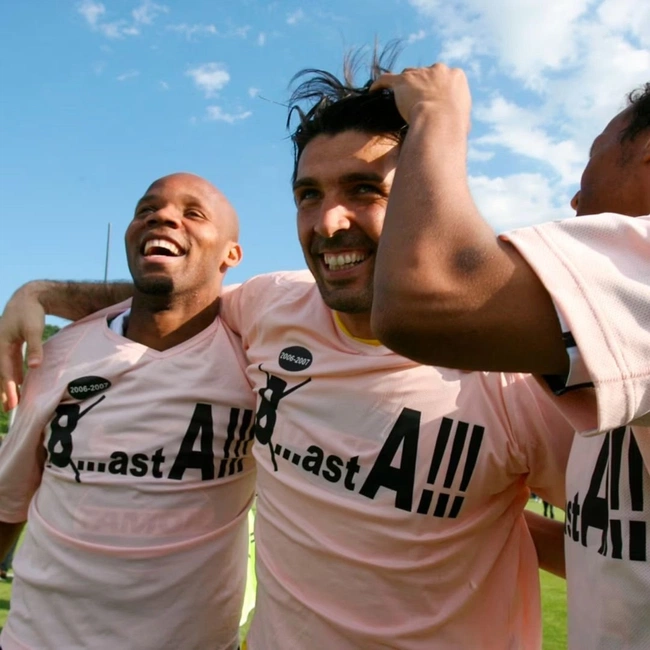 cover image of the auction item