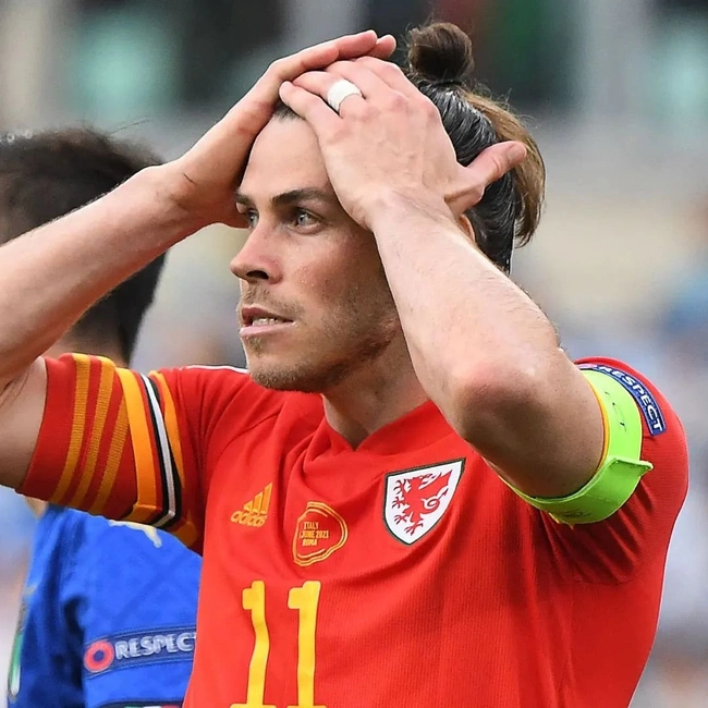 cover image of the auction item