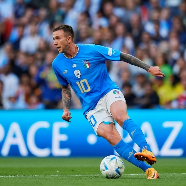 cover image of the auction item