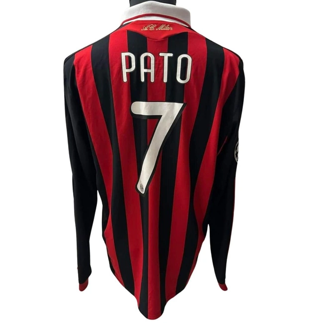 cover image of the auction item