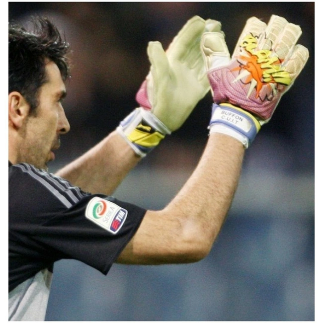 cover image of the auction item