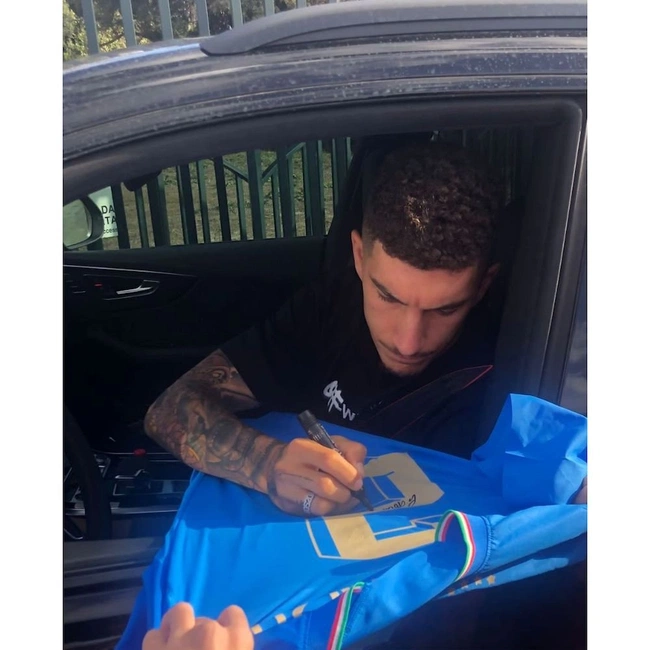 cover image of the auction item