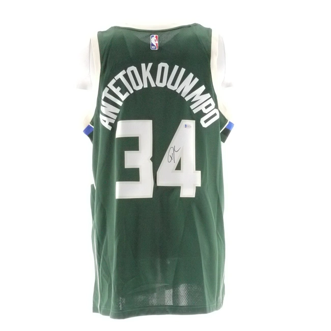 cover image of the auction item